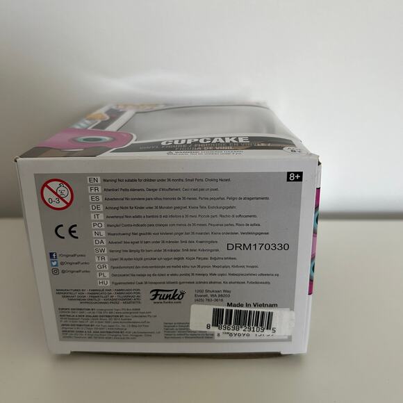 Funko Pop! Five Night's At Freddys - Cupcake 213 Vinyl Figure - Picture 4 of 4